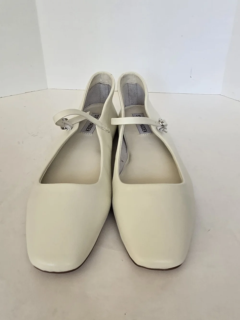 Steve Madden Ivory Square-Toe Mary Jane Leather Flats